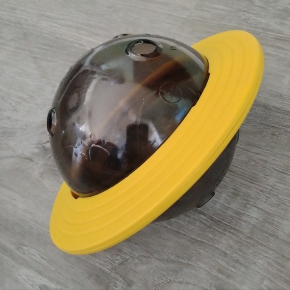 Saturn slow feeder - Picture 1 of 5